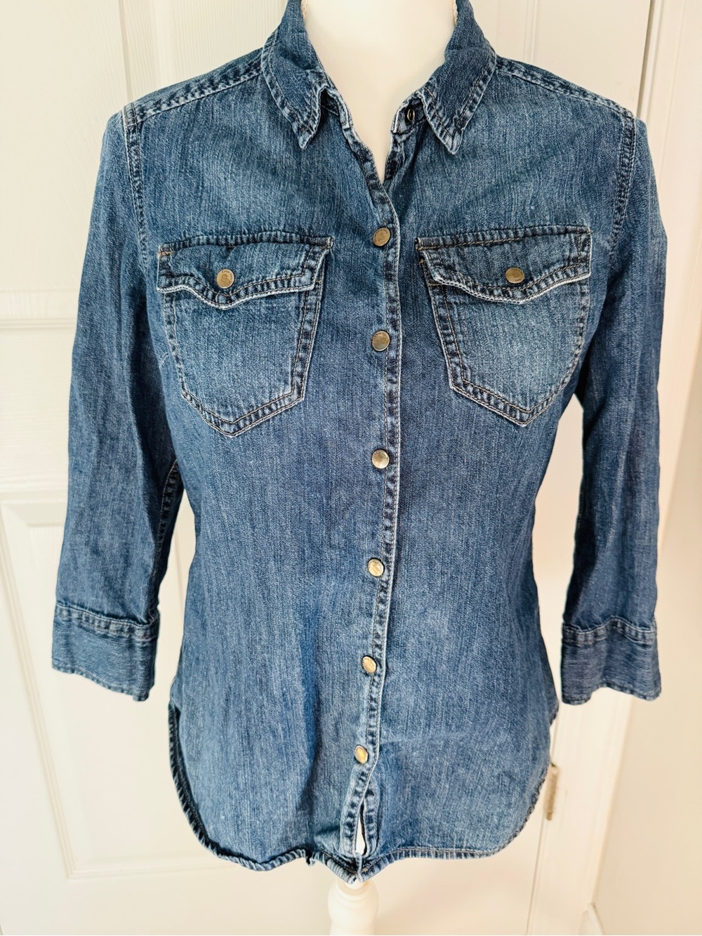 Women’s Calvin Klein Denim 3/4 sleeve shirt ( P LG)